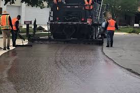 Best Driveway Maintenance Services  in The Galena Territory, IL